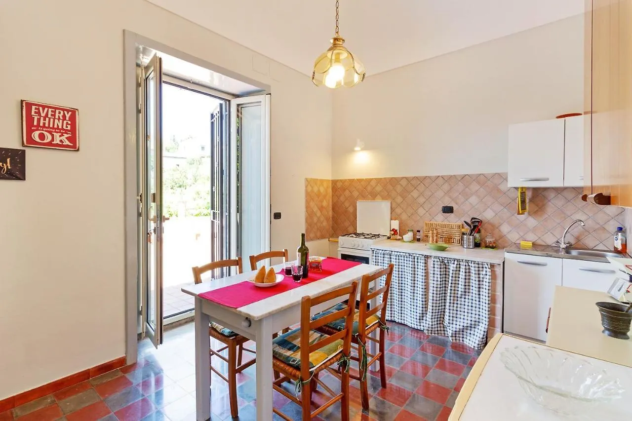 Malicodia Villa Santa Maria di Licodia Hytte